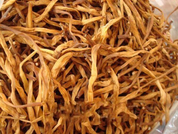 【慶陽(yáng)視頻】鎮(zhèn)原廟渠鄉(xiāng)：農(nóng)特產(chǎn)品搭乘“電商快車(chē)”飛出土窩窩