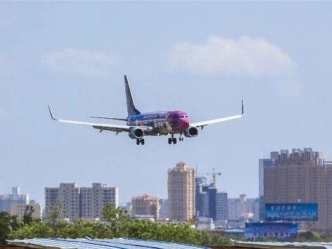 【第一眼】“慶陽(yáng)號(hào)”：載著“奇幻蘋(píng)果”一飛沖天