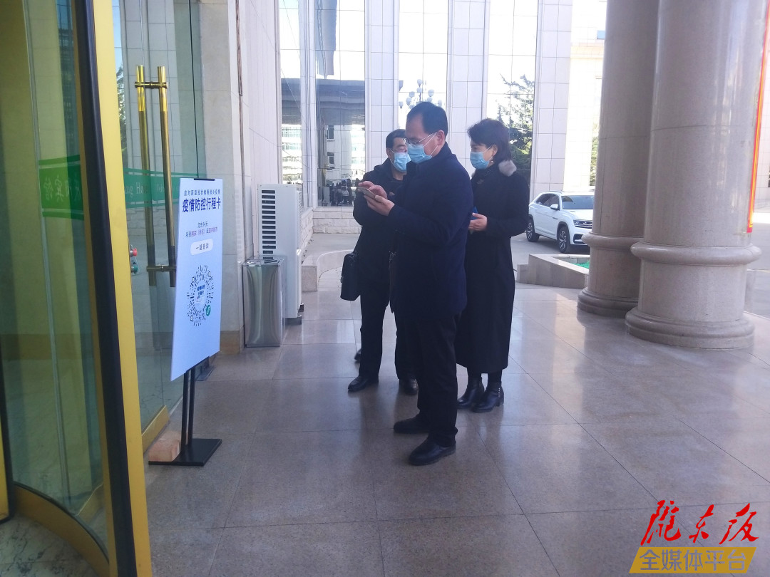 【隴東報(bào)·聚焦慶陽兩會】政協(xié)慶陽市第四屆委員會第五次會議明日開幕，委員陸續(xù)到駐地報(bào)到