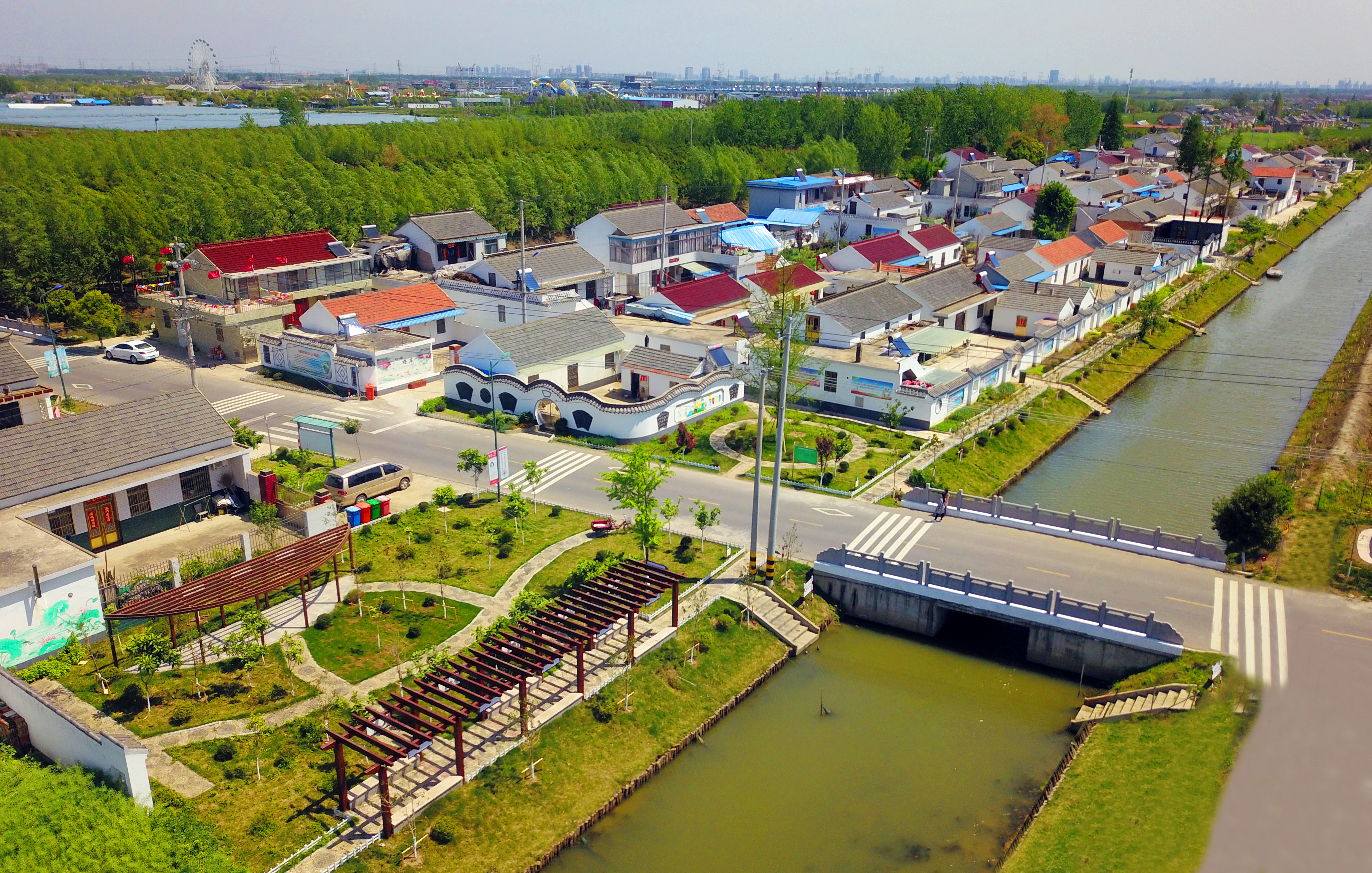 鋪展詩意棲居時(shí)代畫卷，美麗鄉(xiāng)村的江蘇實(shí)踐