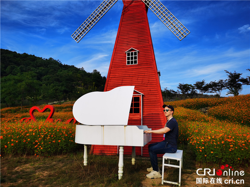 打卡多元長三角 “洋網(wǎng)紅”傳遞豐富多彩、生動立體的中國形象_fororder_微信圖片_202106291454274