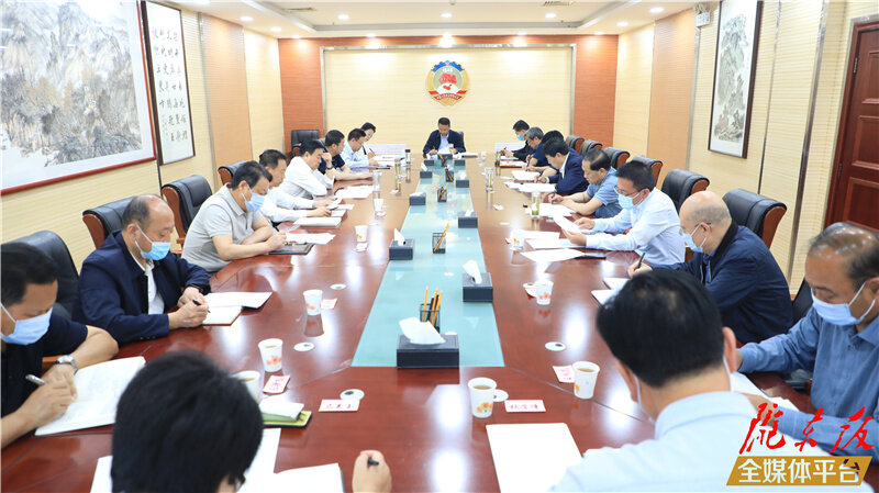 慶陽(yáng)市政協(xié)黨組召開(kāi)（擴(kuò)大）會(huì)議 傳達(dá)學(xué)習(xí)省第十四次黨代會(huì)精神