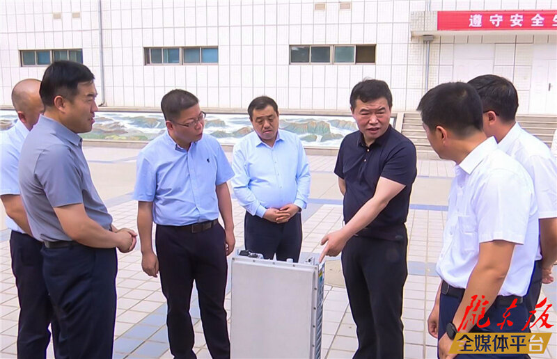 王向陽(yáng)調(diào)研包抓的市列重點(diǎn)項(xiàng)目建設(shè)進(jìn)展情況