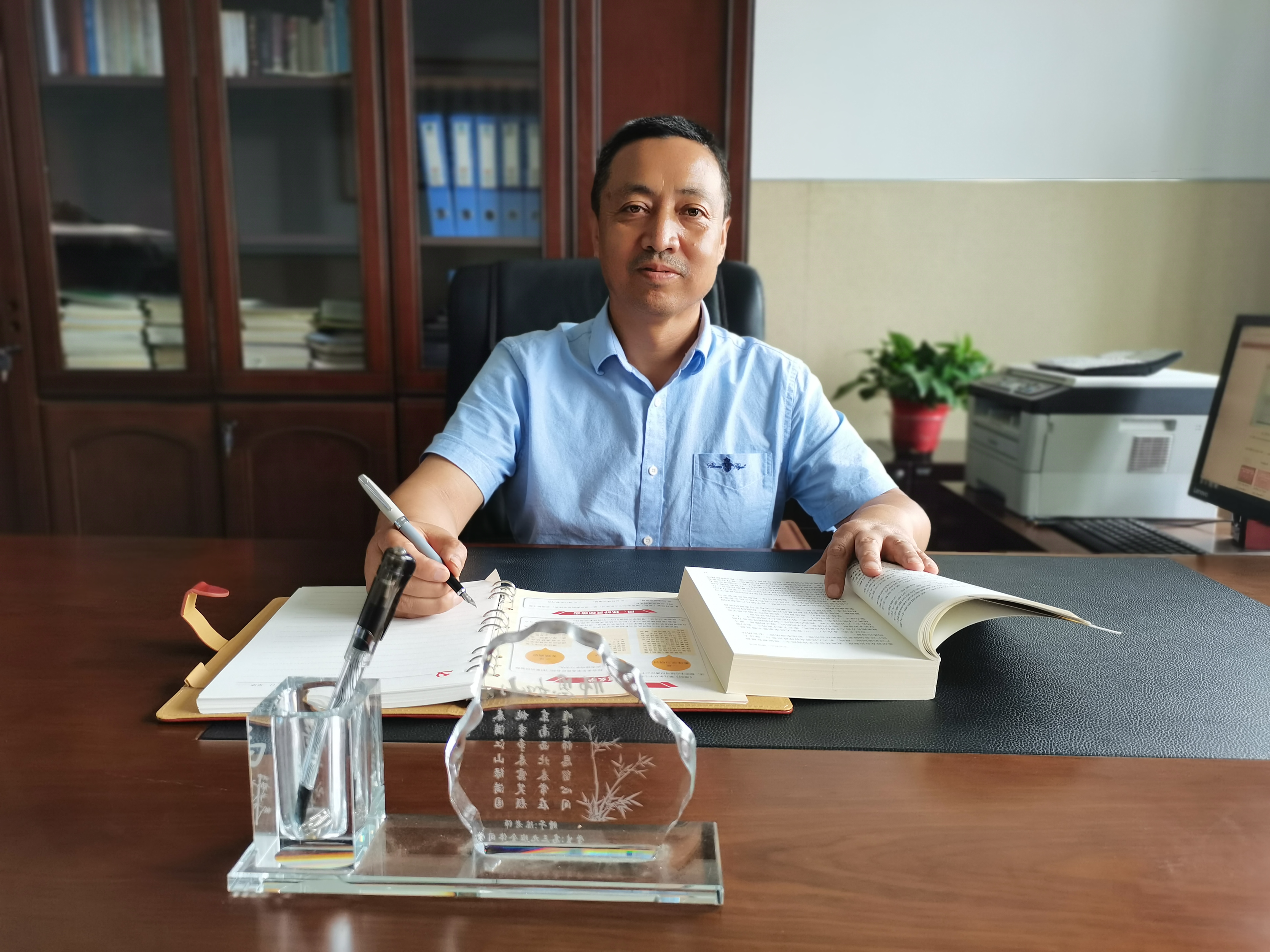 【教育高質(zhì)量發(fā)展·校長訪談】傳承紅色基因 培育時代紅苗——訪慶城縣隴東中學黨總支副書記、校長陳基