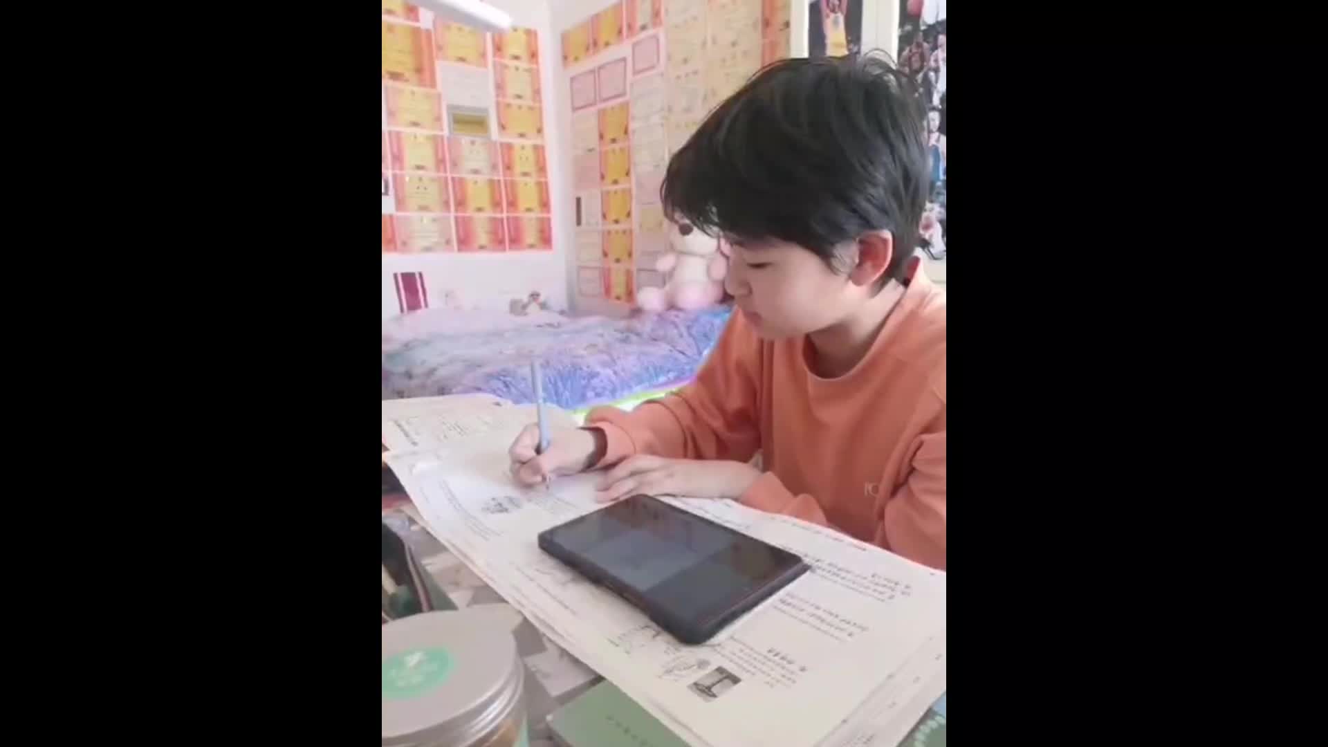 【新時(shí)代慶陽(yáng)好少年·朱涵熙】全面發(fā)展，樹(shù)立少年榜樣