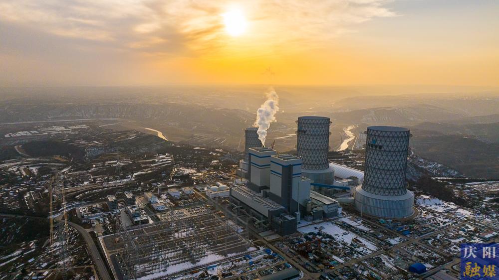 【攝影報道】正寧電廠兩臺機(jī)組一季度將全面建成投產(chǎn)