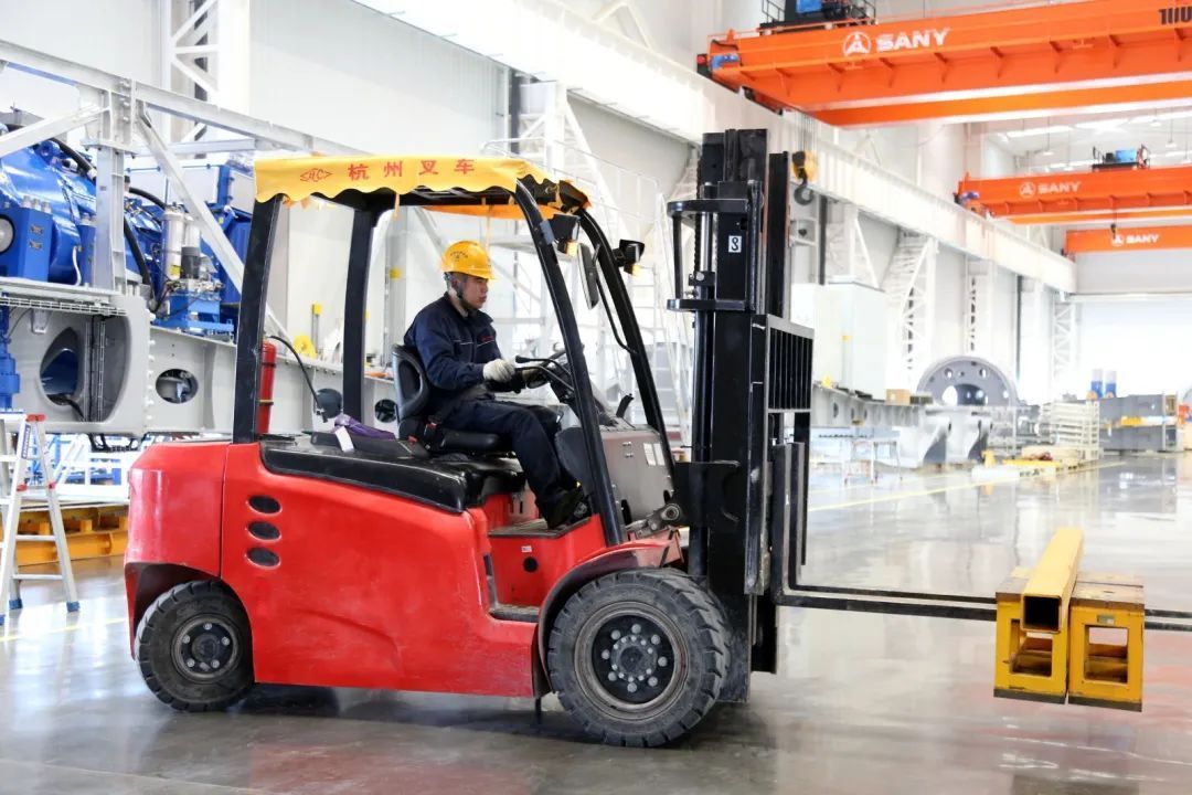 【沖刺“開(kāi)門(mén)紅”】西峰區(qū)：能源裝備生產(chǎn)忙 奮起沖刺“開(kāi)門(mén)紅”