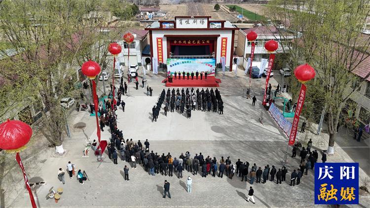 合水縣第二屆和美鄉(xiāng)村（村BA）籃球賽火熱開賽