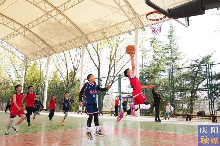 【攝影報道】2025年“奔跑吧·少年”慶陽市青少年五人制籃球比賽暨甘肅省第十六屆運動會選拔賽舉行