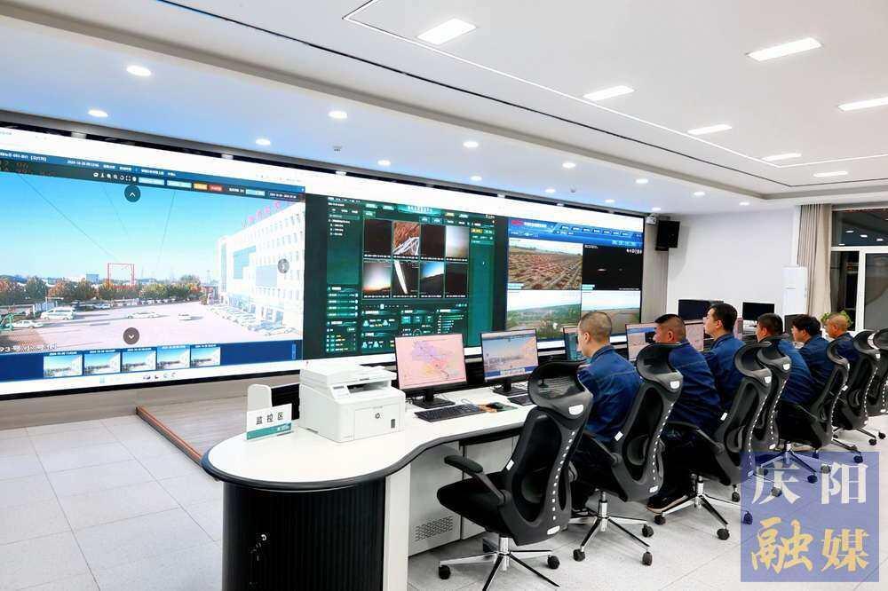 技術(shù)創(chuàng)新引領(lǐng)低空經(jīng)濟(jì)新賽道 ——國(guó)網(wǎng)慶陽(yáng)供電公司智能運(yùn)檢中心全力備戰(zhàn)2025數(shù)字中國(guó)創(chuàng)新大賽（慶陽(yáng)）·低空經(jīng)濟(jì)賽道