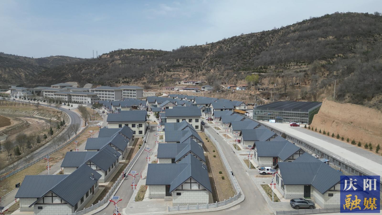 【春涌慶陽 塬上織錦】南梁鎮(zhèn)荔園堡村：農(nóng)文旅融合讓鄉(xiāng)村展新顏