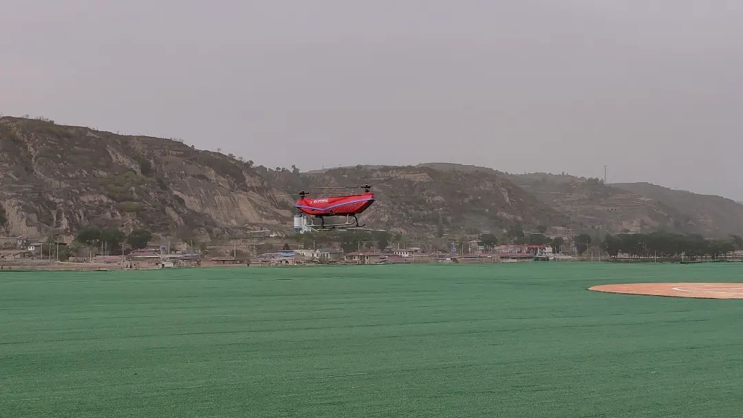 2025數(shù)字中國(guó)創(chuàng)新大賽·低空經(jīng)濟(jì)賽道應(yīng)急響應(yīng)實(shí)戰(zhàn)演練參演隊(duì)伍開(kāi)展試飛訓(xùn)練