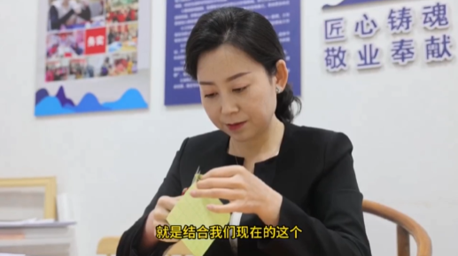 慶陽市民間布貼畫藝術代表性傳承人 李慶英：深化創(chuàng)新，讓布貼畫煥發(fā)新的生機