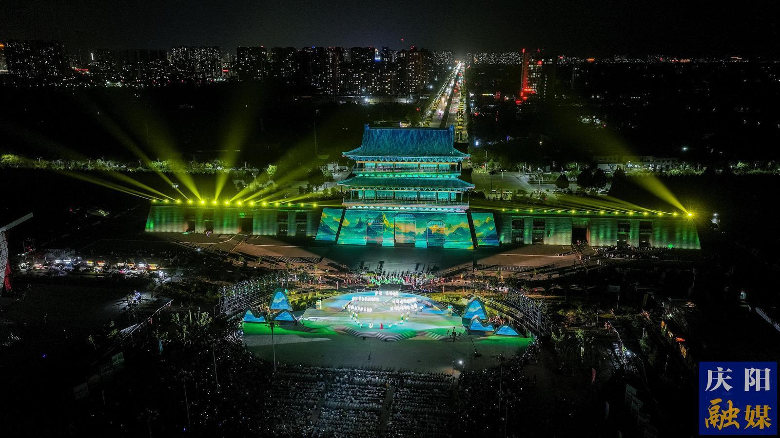 【香約慶陽 包容天下】“香”從塬上來——“大塬長歌”文藝演出側(cè)記