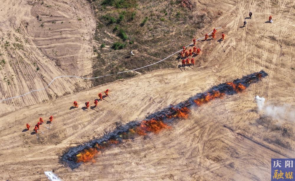 【攝影報道】合水林管分局2025年森林草原防滅火綜合應急演練舉行