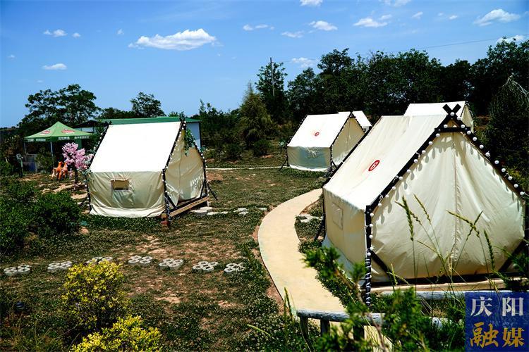 【2025慶陽(yáng)市農(nóng)文旅融合發(fā)展百千萬(wàn)工程探訪記】繪好農(nóng)村美 產(chǎn)業(yè)旺 文旅興的鄉(xiāng)村振興畫(huà)卷 ——正寧縣山河鎮(zhèn)董莊村農(nóng)文旅融合發(fā)展探訪