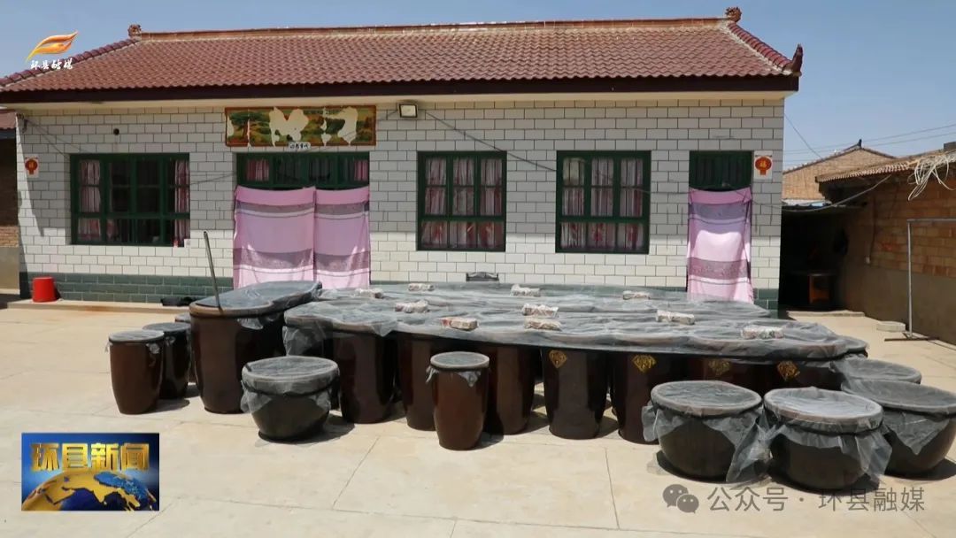 環(huán)縣莊子峁生態(tài)農(nóng)莊農(nóng)家醬油“曬”出致富路