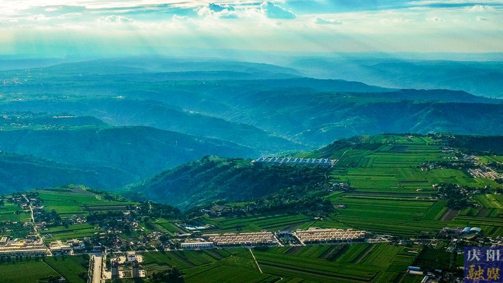 【攝影報(bào)道】鎮(zhèn)原縣平泉鎮(zhèn)：金秋時(shí)節(jié)景入畫(huà)