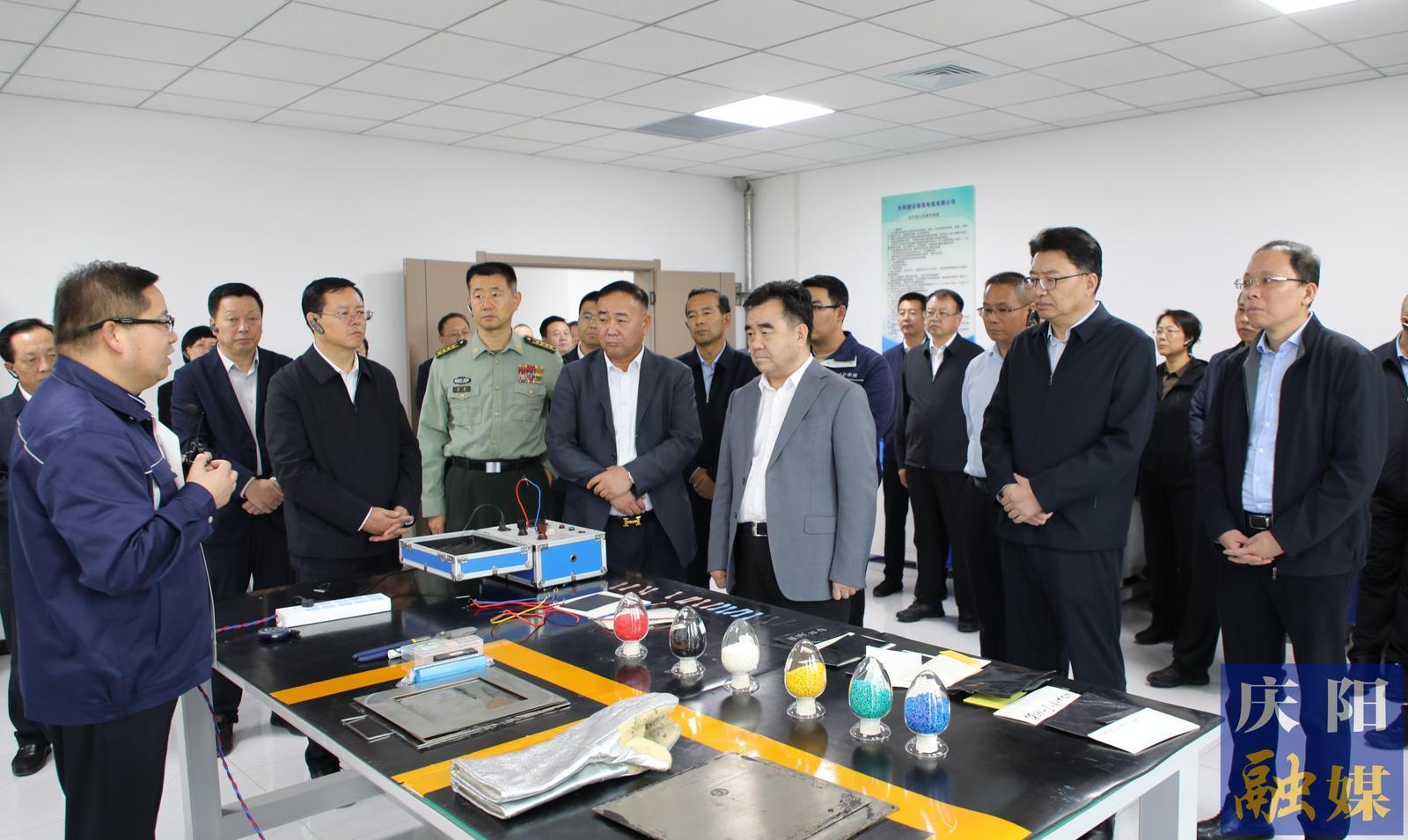 【簡(jiǎn)訊】黃澤元帶隊(duì)觀摩慶城縣重大項(xiàng)目建設(shè)情況