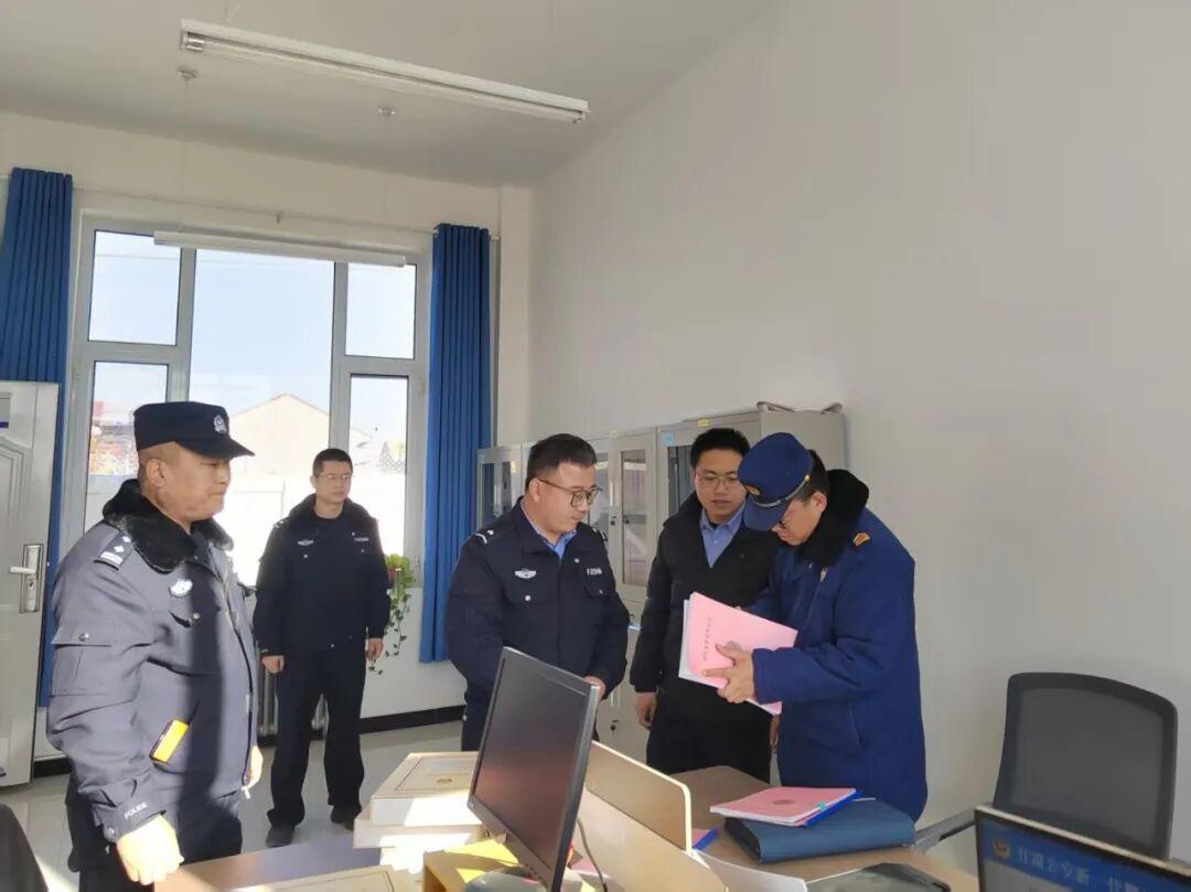 鎮(zhèn)原消防聯(lián)合縣公安局對全縣派出所、消防工作站消防工作開展情況進(jìn)行督導(dǎo)