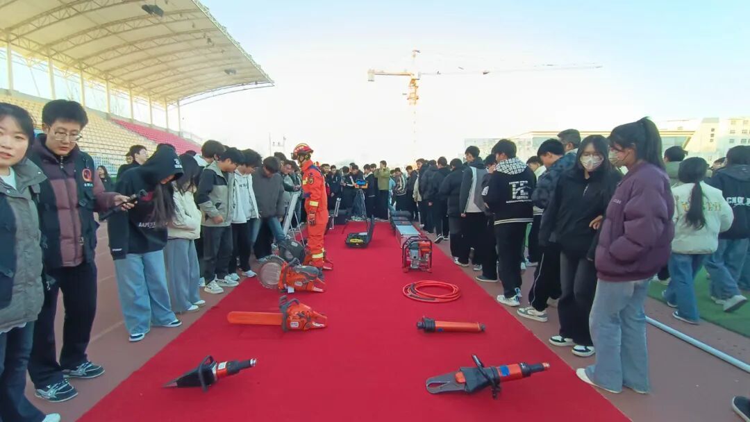 全員疏散+滅火實操 | 慶陽市職業(yè)技術(shù)學院這場消防活動干貨拉滿