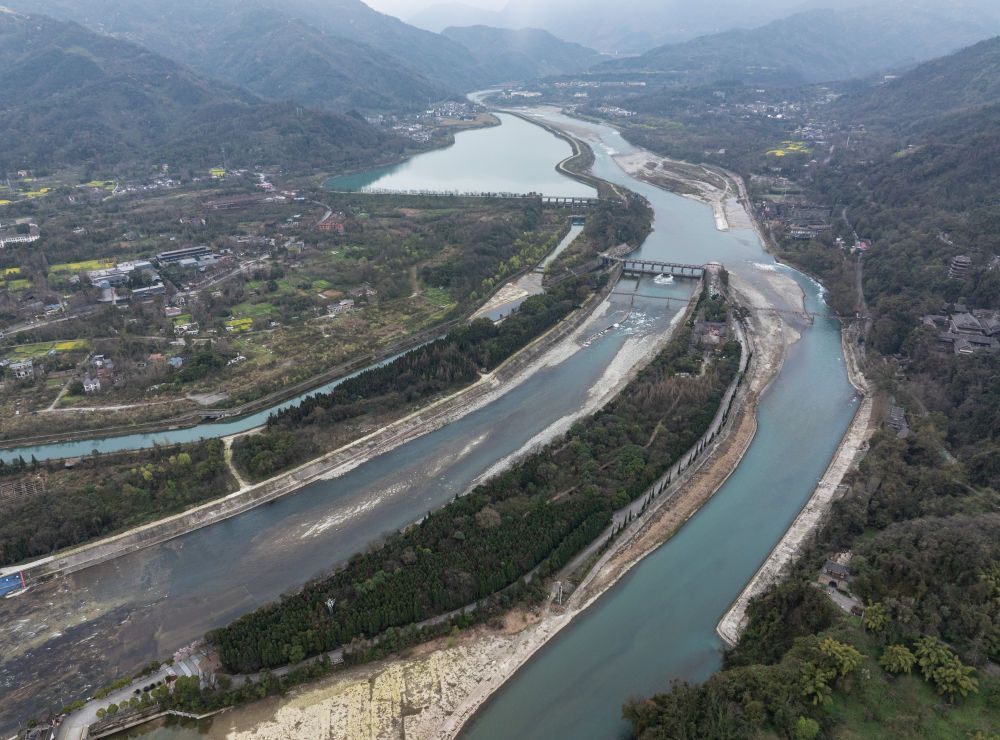 新聞多一點(diǎn)｜都江堰：千年水利工程守護(hù)天府安瀾