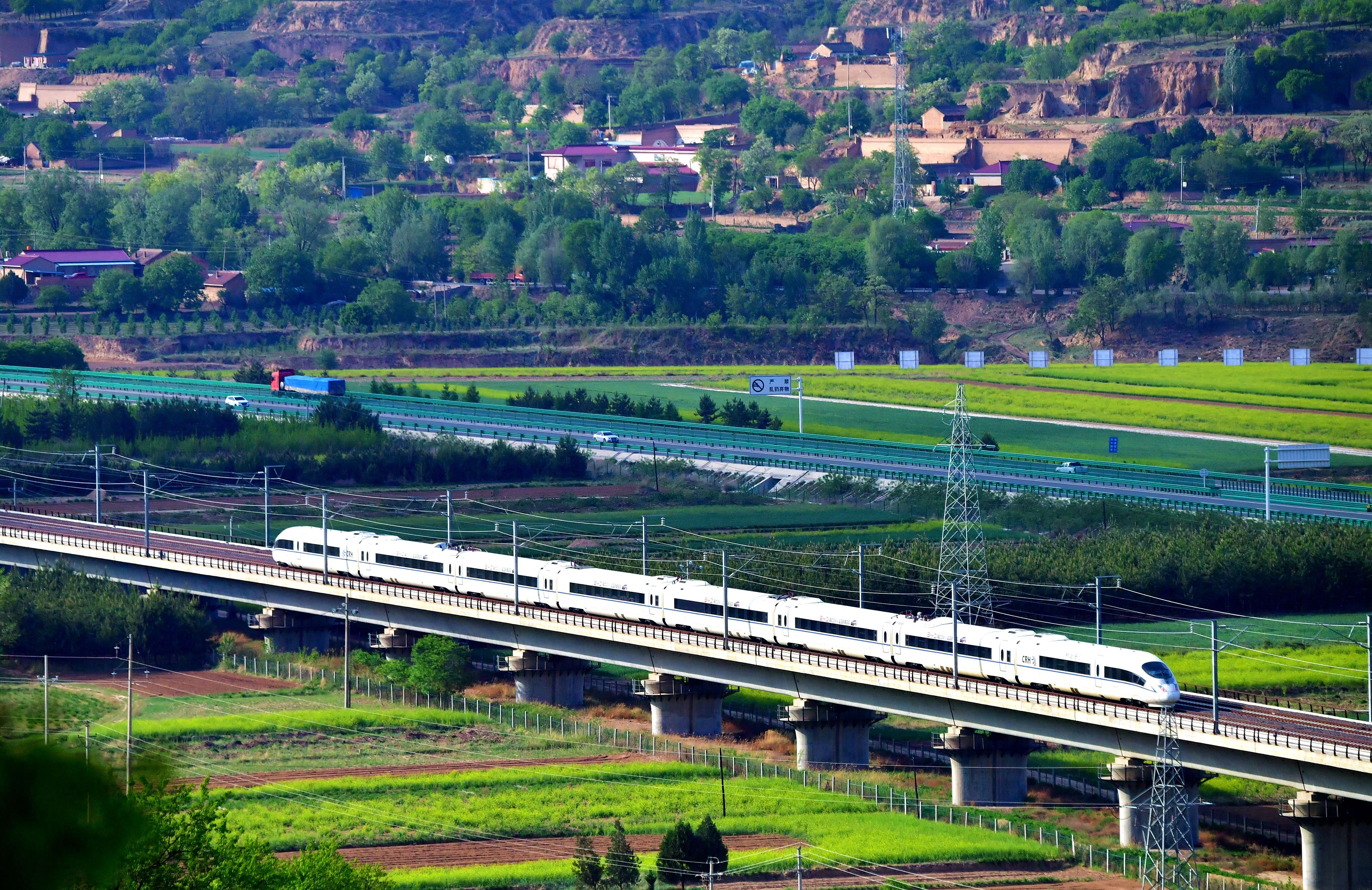 銀西高鐵開通5年記