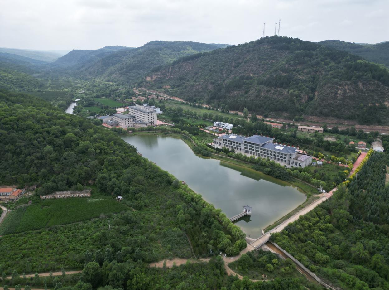 重整行裝再出發(fā)  努力建設(shè)全國一流干部學(xué)院——寫在甘肅南梁干部學(xué)院建院十周年之際