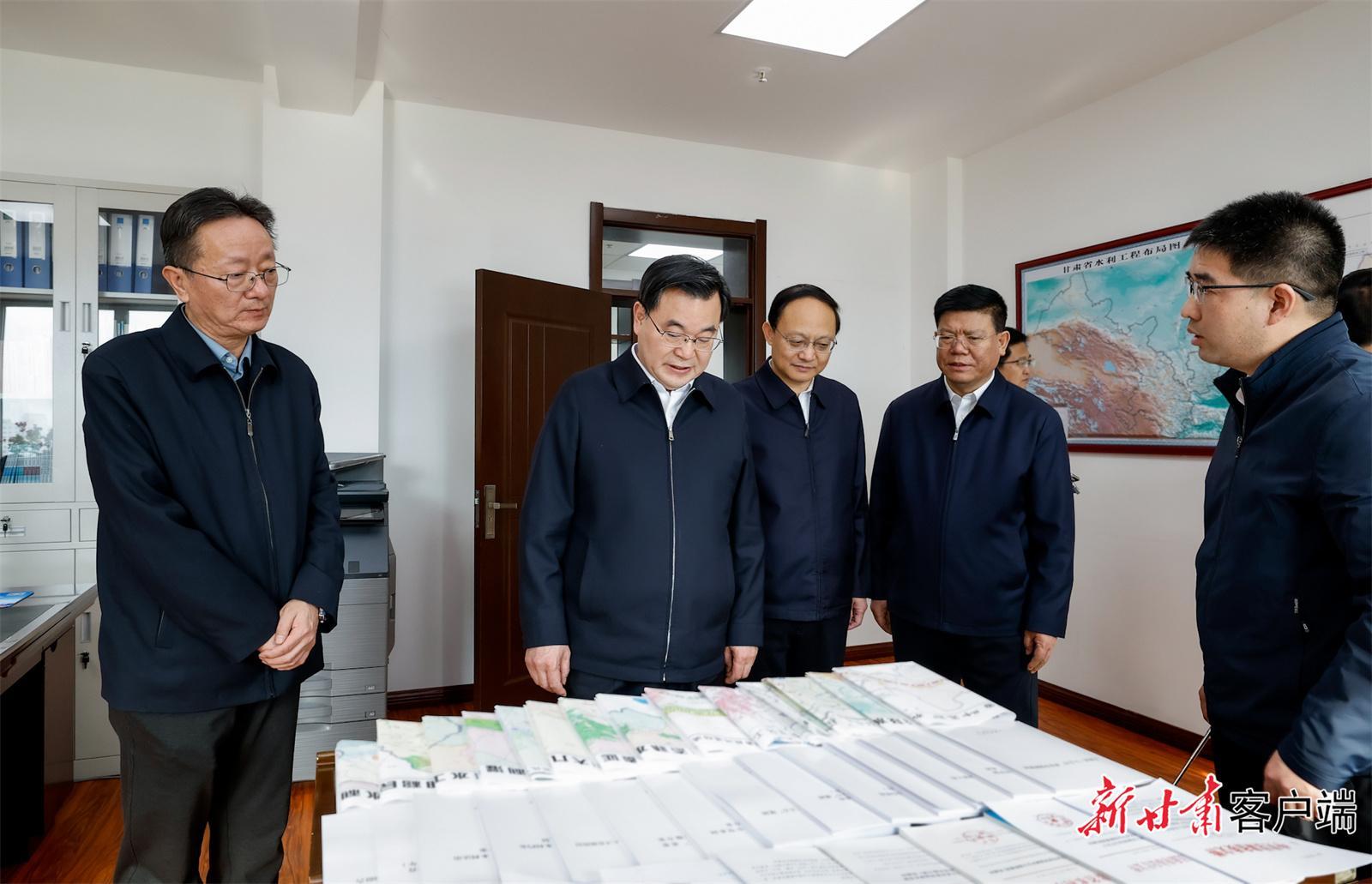 胡昌升在省水利廳省交通運(yùn)輸廳省農(nóng)業(yè)農(nóng)村廳調(diào)研“十五五”規(guī)劃編制工作時(shí)強(qiáng)調(diào)：深入實(shí)施強(qiáng)基礎(chǔ)行動(dòng) 為全省高質(zhì)量發(fā)展提供堅(jiān)實(shí)支撐 石謀軍參加