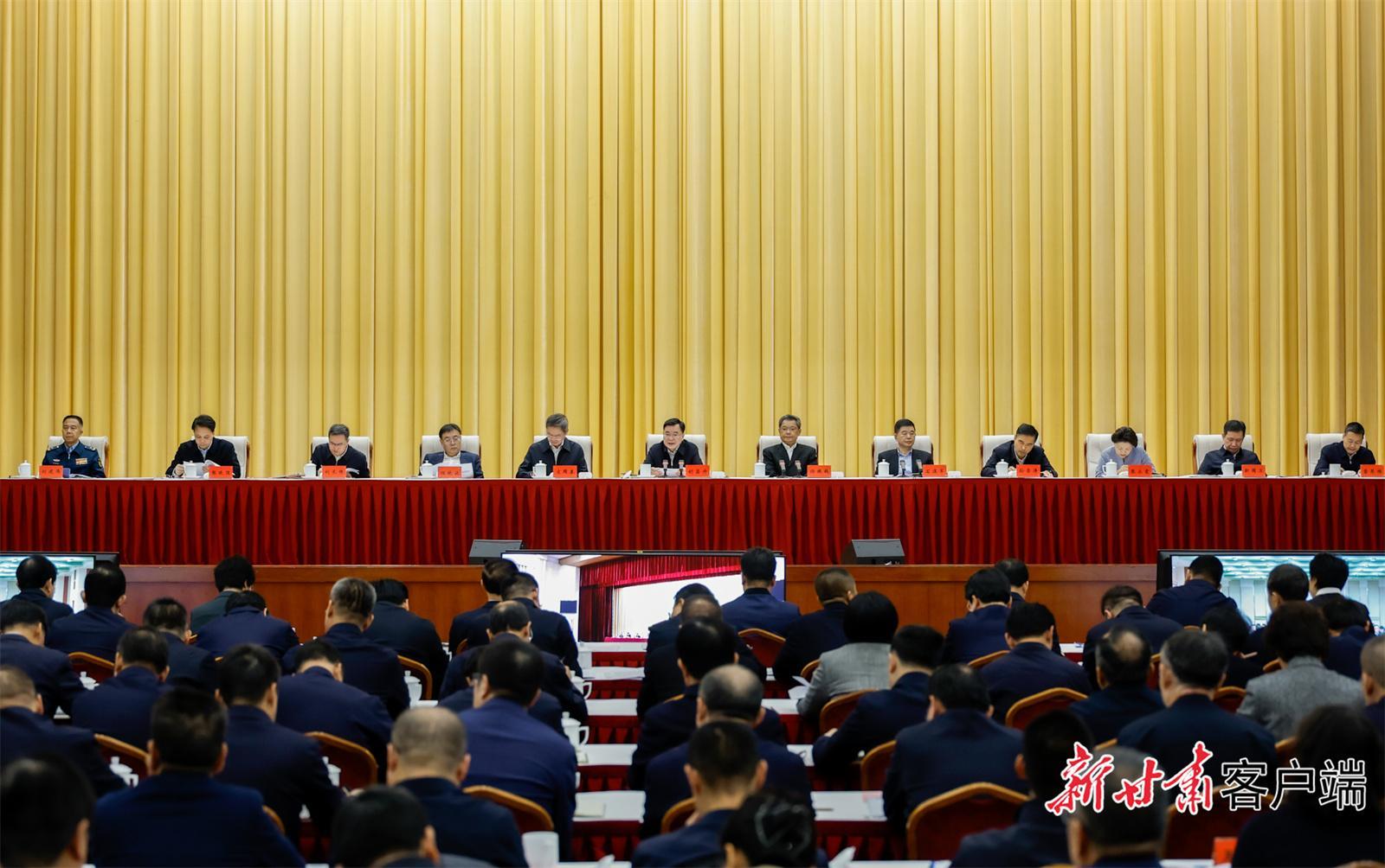 胡昌升在省委農(nóng)村工作會議上強調(diào)：錨定農(nóng)業(yè)農(nóng)村現(xiàn)代化 加力推進農(nóng)業(yè)強農(nóng)村美農(nóng)民富 任振鶴主持 莊國泰出席 石謀軍宣讀表彰決定