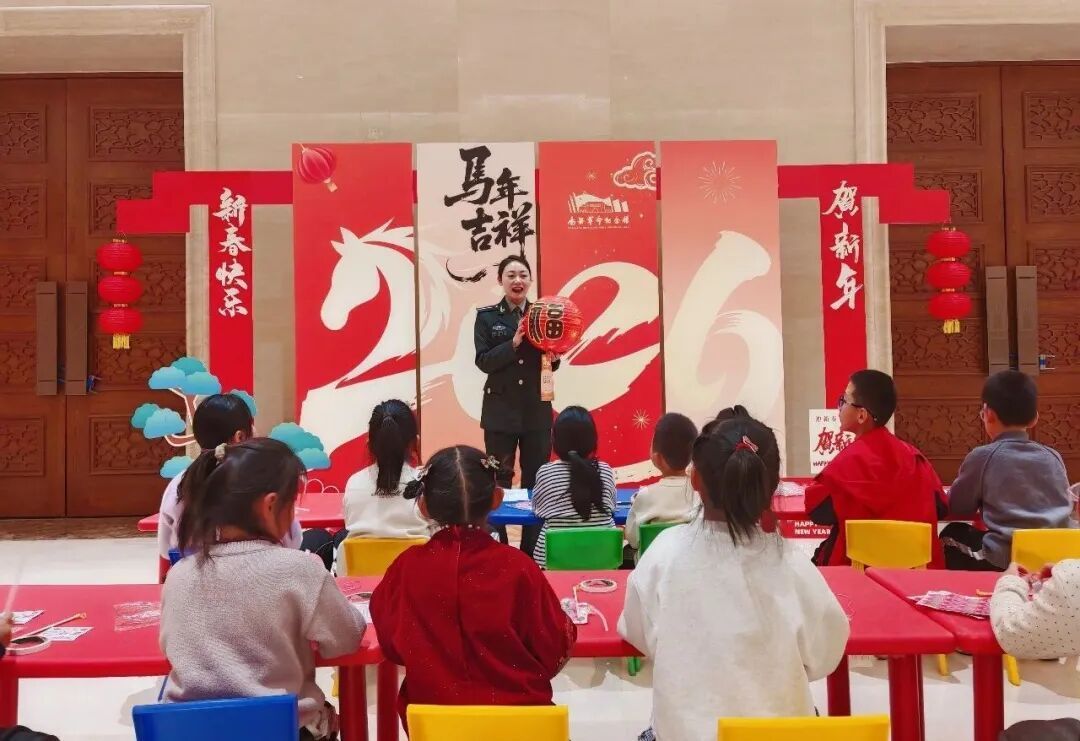 南梁革命紀(jì)念館開展“紅色啟蒙·燈韻初心”主題社教活動(dòng)