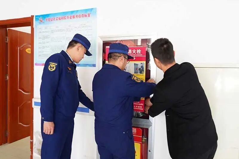 華池縣消防救援大隊持續(xù)上門指導轄區(qū)養(yǎng)老服務機構消防安全隱患整改工作