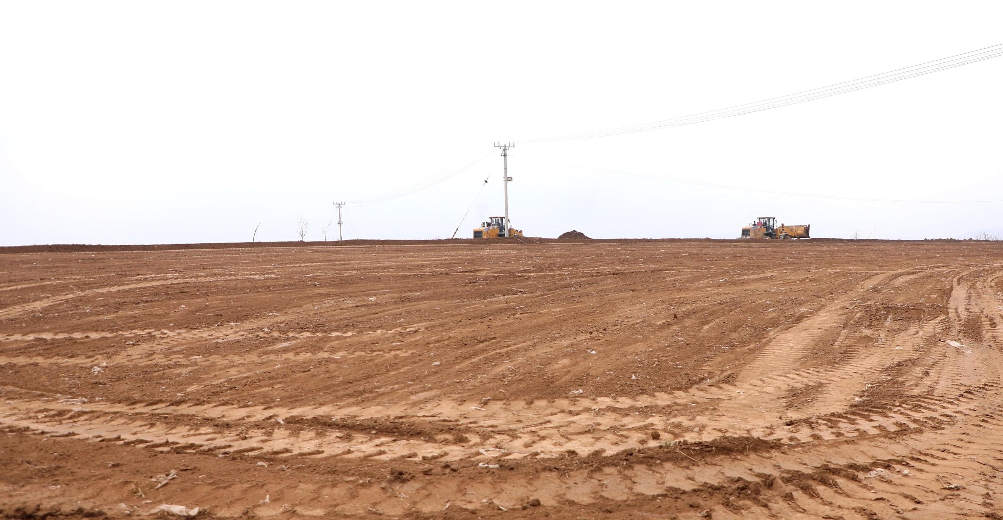 環(huán)縣：高標(biāo)準(zhǔn)農(nóng)田建設(shè)“爭(zhēng)春”提速 繪就農(nóng)業(yè)豐收好圖景