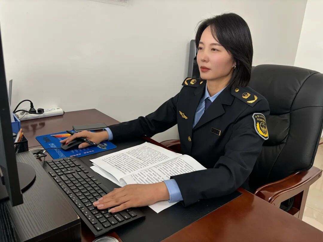 【巾幗榜樣 逐夢(mèng)前行】甘肅省三八紅旗手：張娟娟——水火淬初心 巾幗守平安