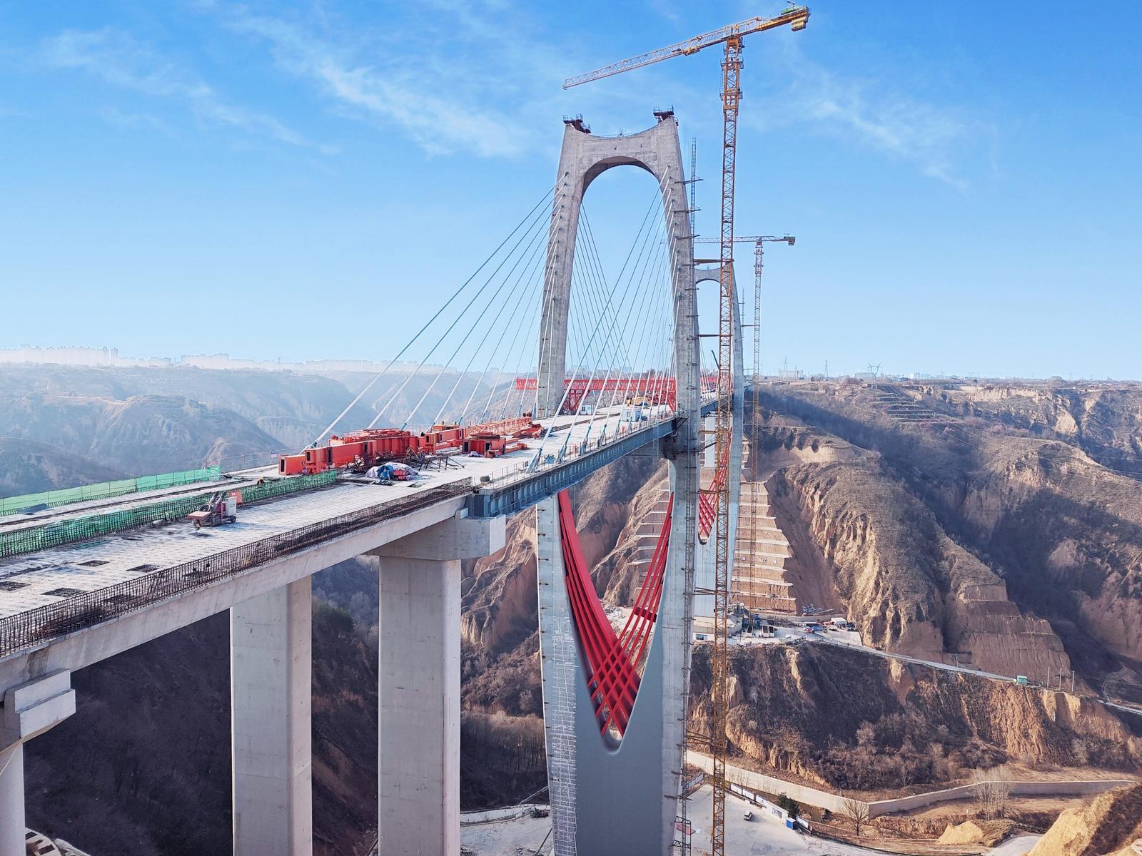 【項目引擎·投資高地】G244線慶陽過境段張鐵溝特大橋完成合龍
