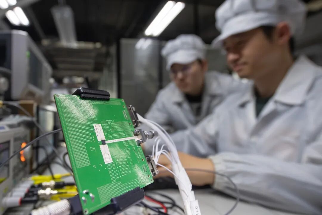 經(jīng)濟(jì)熱點(diǎn)快評丨總書記為何強(qiáng)調(diào)傳承弘揚(yáng)西遷精神？