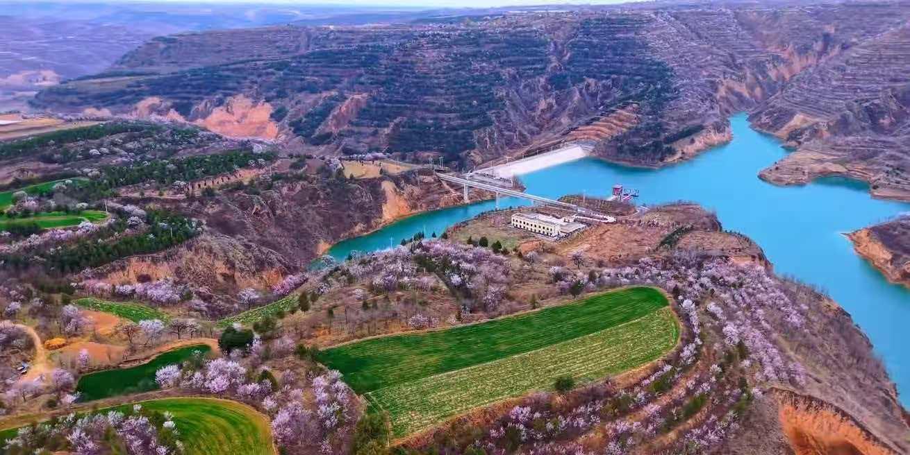 西峰區(qū)后官寨鎮(zhèn)：攻堅(jiān)環(huán)境整治見(jiàn)實(shí)效 共建生態(tài)宜居新家園