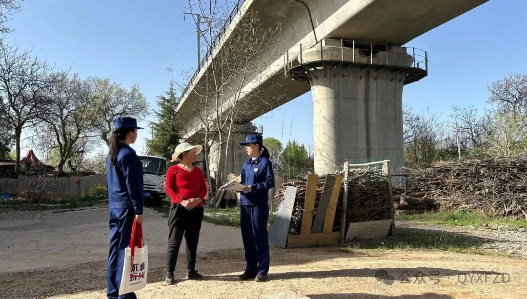 高鐵沿線的消防課 村民身邊的隱患被逐一點(diǎn)破