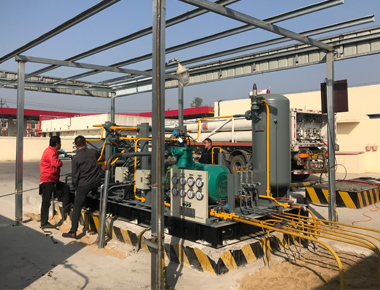 某加氣站壓縮機(jī)現(xiàn)場圖